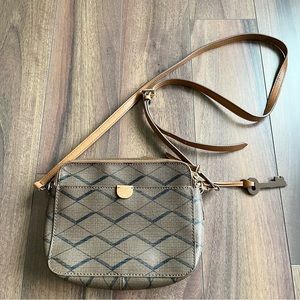 Vintage Fossil crossbody bag